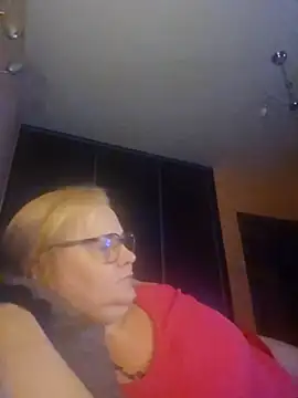 NieMaJazdyBezGwiazdy7883 online show from November 2025 05:03:02 PM