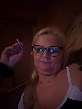 NieMaJazdyBezGwiazdy7883 online show from November 2025 07:41:02 PM