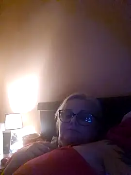 NieMaJazdyBezGwiazdy7883 online show from November 2025 05:50:01 AM