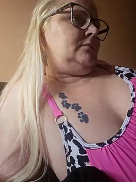 NieMaJazdyBezGwiazdy7883 online show from December 2025 07:24:01 PM