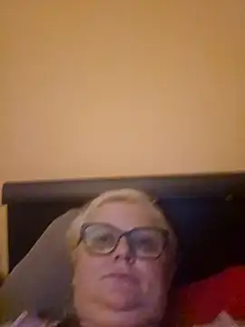 NieMaJazdyBezGwiazdy7883 online show from November 2025 07:46:02 AM