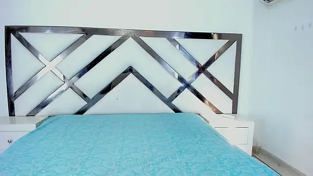 daenerysxxx online show from November 2025 08:58:02 PM