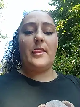 Snapshot of Bella_862 chatting on July 2026 08:10:02 AM Bella 862 online show from July 2026 08:10:02 AM