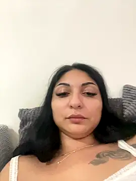 Snapshot of bia900bianca chatting on October 2025 04:28:01 PM bia900bianca online show from October 2025 04:28:01 PM