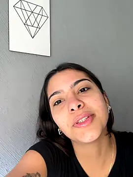 liz maciel online show from October 2025 01:01:02 PM