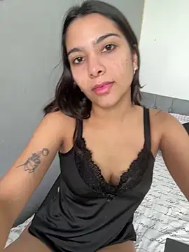 liz maciel online show from November 2025 06:08:01 PM