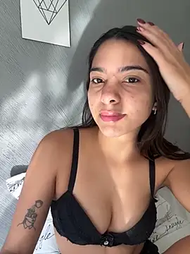 liz maciel online show from October 2025 12:13:01 PM