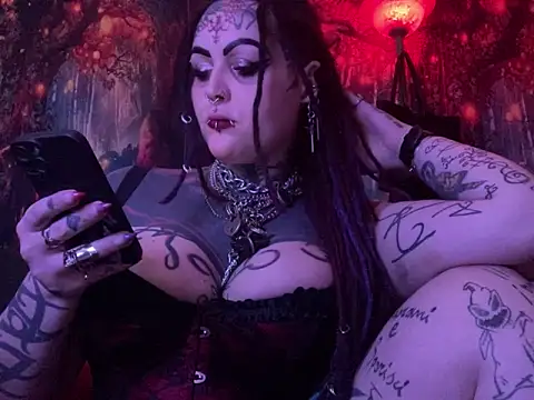 nyxvelon online show from November 2025 05:06:01 PM