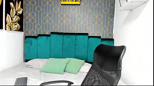 jasonshaw25 online show from January 2026 05:53:02 PM