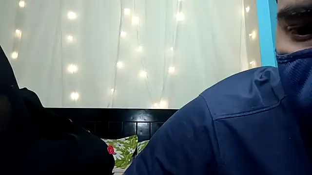 horny milf couple online show from March 2026 06:18:01 AM