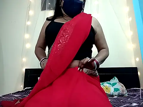 horny milf couple online show from February 2026 10:50:02 AM