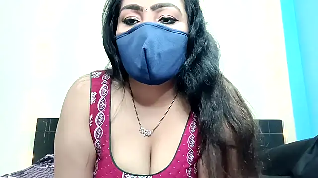 horny milf couple online show from February 2026 06:30:01 PM