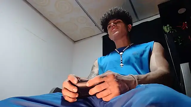 Snapshot of imsammytop chatting on January 2026 12:14:02 AM imsammytop online show from January 2026 12:14:02 AM