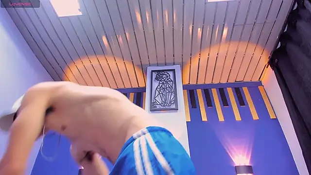 imsammytop online show from October 2025 01:21:02 PM