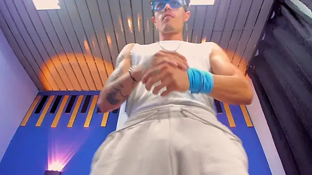 imsammytop online show from October 2025 11:20:01 AM