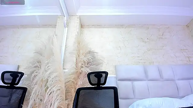 ScarletEvanss  online show from April 2026 11:22:02 AM