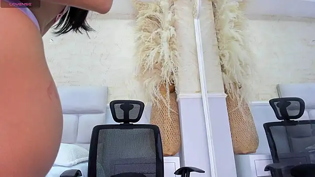 ScarletEvanss  online show from March 2026 11:25:01 AM