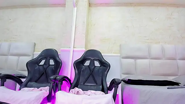 ScarletEvanss  online show from May 2026 10:54:01 AM