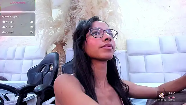 ScarletEvanss  online show from May 2026 11:15:01 AM