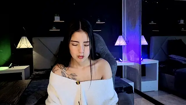 Snapshot of giapearl25 chatting on November 2025 12:53:02 PM giapearl25 online show from November 2025 12:53:02 PM