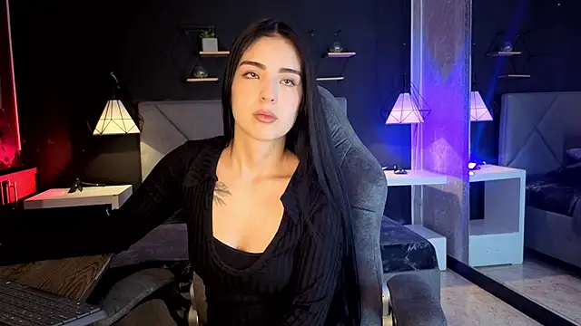 Snapshot of giapearl25 chatting on November 2025 06:07:02 PM giapearl25 online show from November 2025 06:07:02 PM