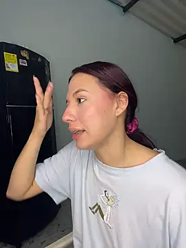 Snapshot of iisabella09 chatting on November 2025 06:17:01 AM iisabella09 online show from November 2025 06:17:01 AM