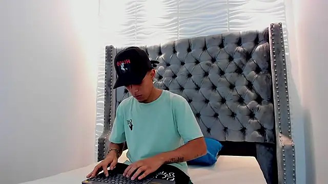 JACCOCK 4 online show from November 2025 04:01:02 AM