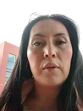 Snapshot of Nina-Velour chatting on October 2025 01:12:02 PM Nina-Velour online show from October 2025 01:12:02 PM
