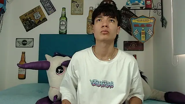 alex russo   online show from March 2026 06:41:01 PM