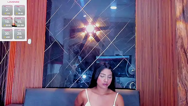 Snapshot of Miilu_sexy chatting on October 2025 04:35:02 AM Miilu sexy online show from October 2025 04:35:02 AM