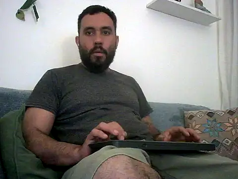 Snapshot of Domfetishx chatting on October 2025 01:06:01 AM Domfetishx online show from October 2025 01:06:01 AM