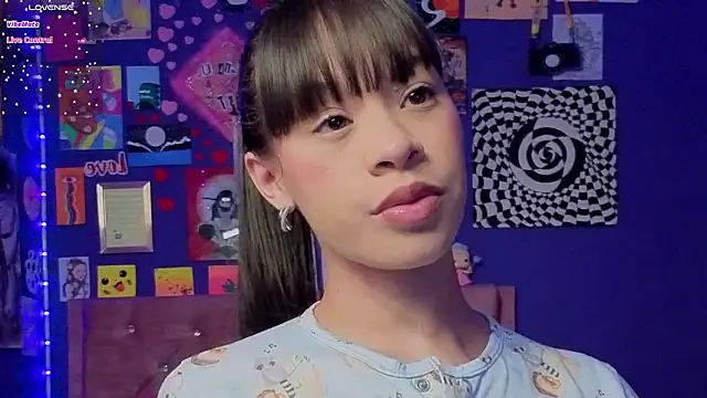 kimhilton  online show from February 2026 03:49:01 AM