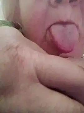 LusiyaGold5 online show from January 2026 11:00:01 PM