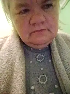 LusiyaGold5 online show from November 2025 10:31:02 PM