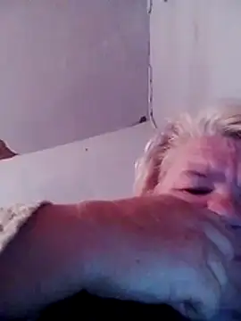 LusiyaGold5 online show from November 2025 07:30:01 PM