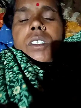Snapshot of Janvi_tv chatting on October 2025 04:17:01 PM Janvi tv online show from October 2025 04:17:01 PM