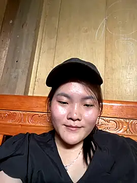 Beautiful-light22 online show from October 2025 04:25:02 AM