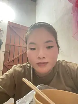 Beautiful-light22 online show from October 2025 03:57:01 PM