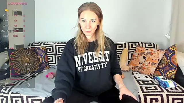 Amalia Mio online show from March 2026 08:33:02 AM