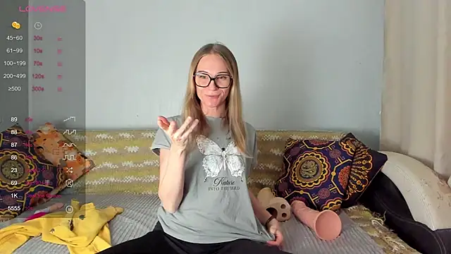 Snapshot of Amalia_Mio chatting on December 2025 08:24:02 AM Amalia Mio online show from December 2025 08:24:02 AM