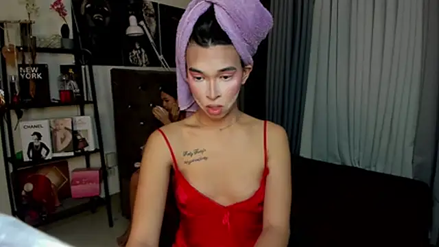 Yourdreamgoddess online show from October 2025 05:24:01 PM