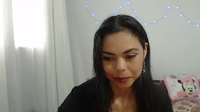 ms megan shadow online show from November 2025 07:25:01 PM