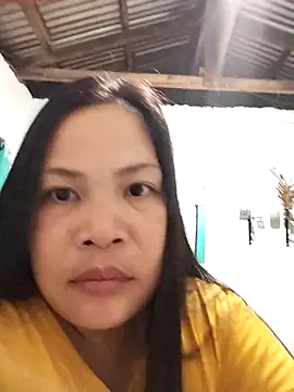 Snapshot of shyhotpinay_32 chatting on October 2025 05:57:01 PM shyhotpinay 32 online show from October 2025 05:57:01 PM