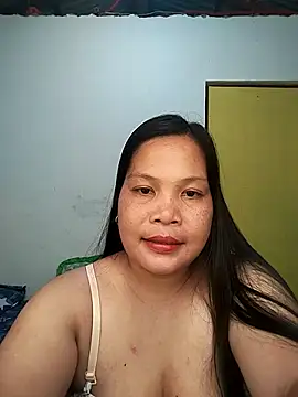 Snapshot of shyhotpinay_32 chatting on October 2025 04:24:01 AM shyhotpinay 32 online show from October 2025 04:24:01 AM