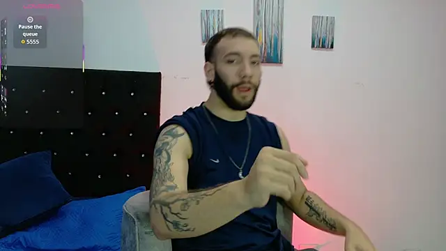 angel kyrozz online show from April 2026 07:09:02 PM