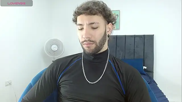 angel kyrozz online show from January 2026 07:20:02 PM