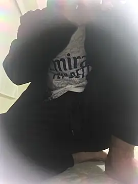 Sert erkek21 ysm online show from April 2026 06:14:02 PM