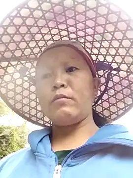 Snapshot of sumaybae chatting on November 2025 02:04:02 AM sumaybae online show from November 2025 02:04:02 AM