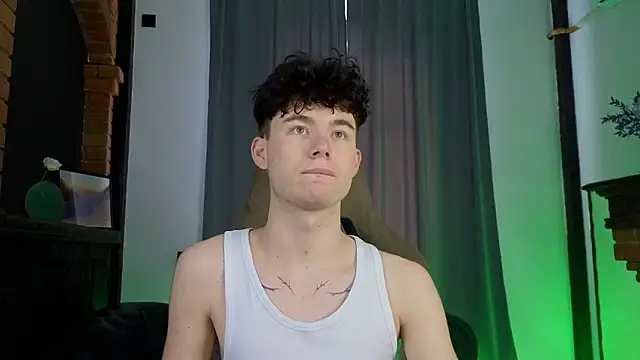 Cute Mike online show from March 2026 04:42:02 AM