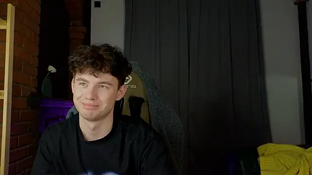 Cute Mike online show from March 2026 06:41:01 PM